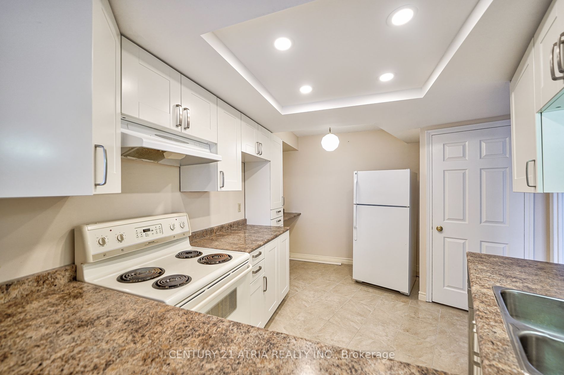 1360 Rathburn Road E, #1505