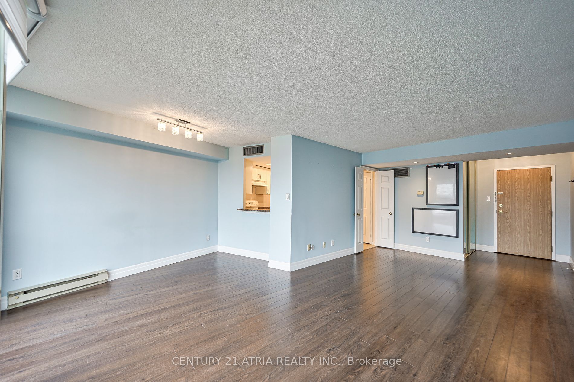 1360 Rathburn Road E, #1505