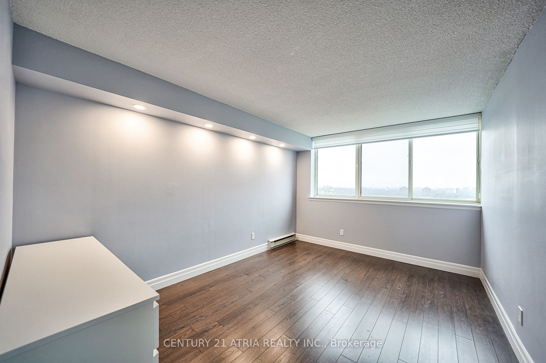 1360 Rathburn Road E, #1505