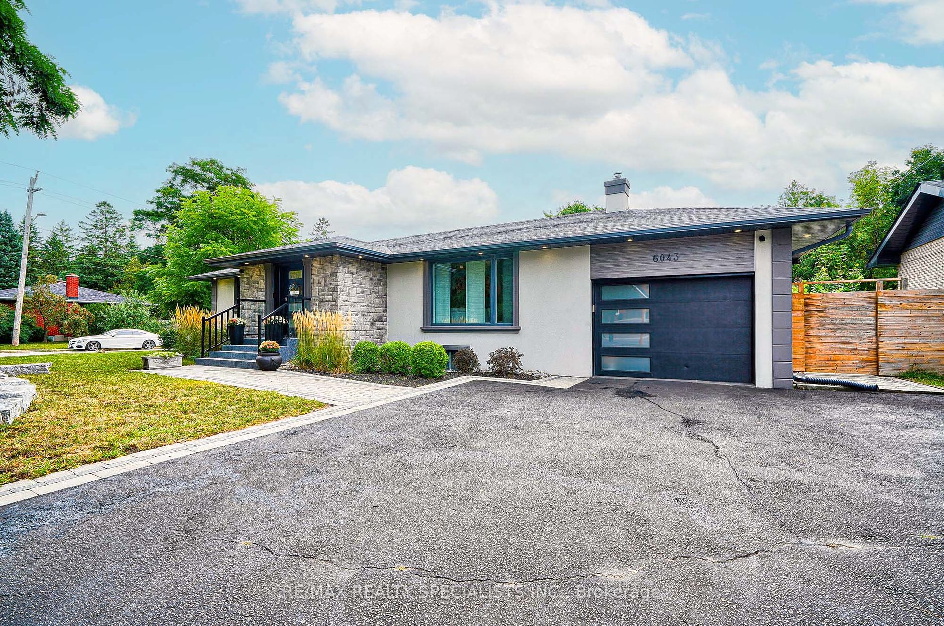 6043 Old Church Road