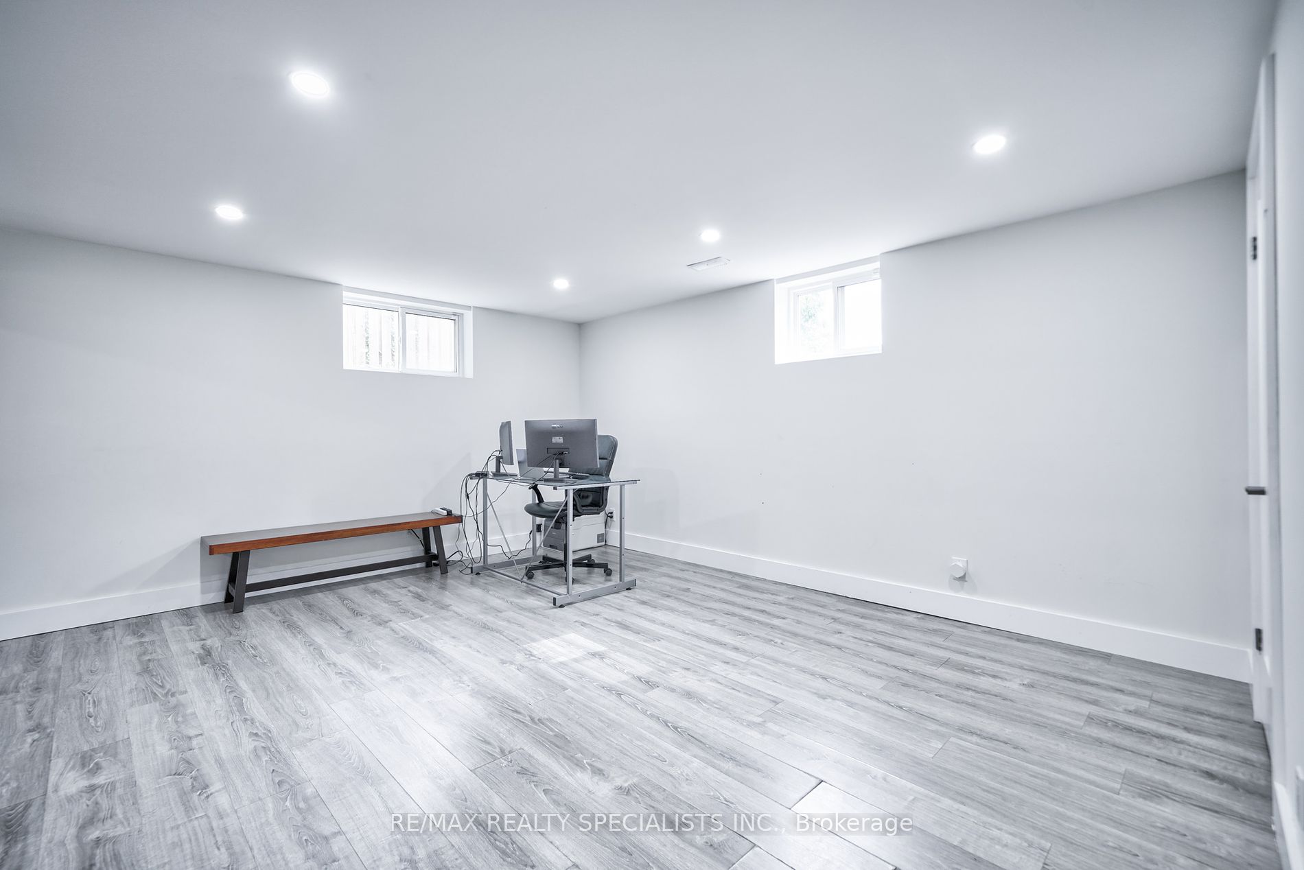 6043 Old Church Road