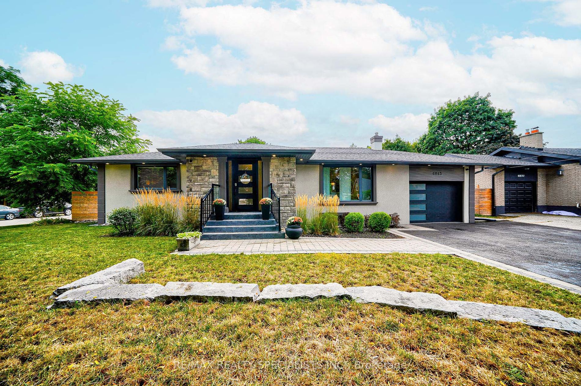 6043 Old Church Road