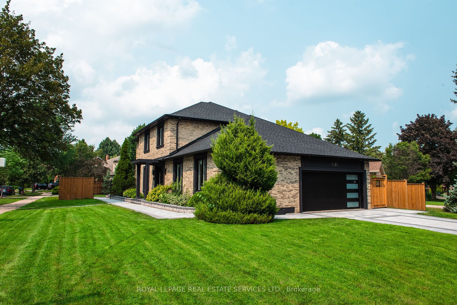 2535 Robin Dr