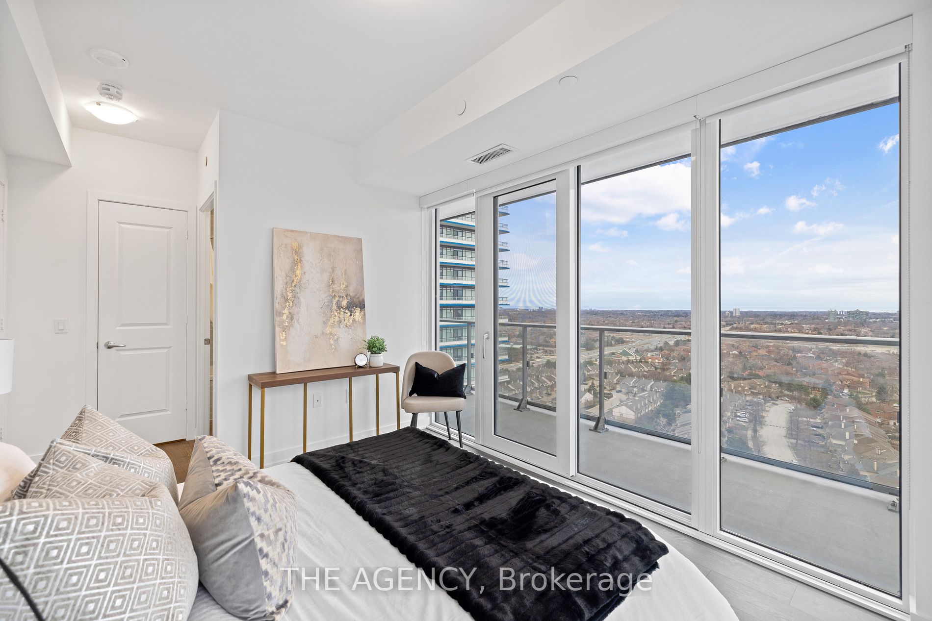 4675 Metcalfe Ave, #2004