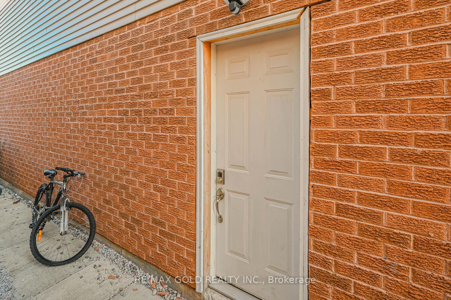 10 Stalbridge Ave