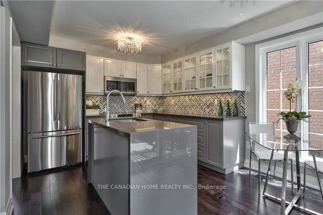 2250 Oakhaven Drive