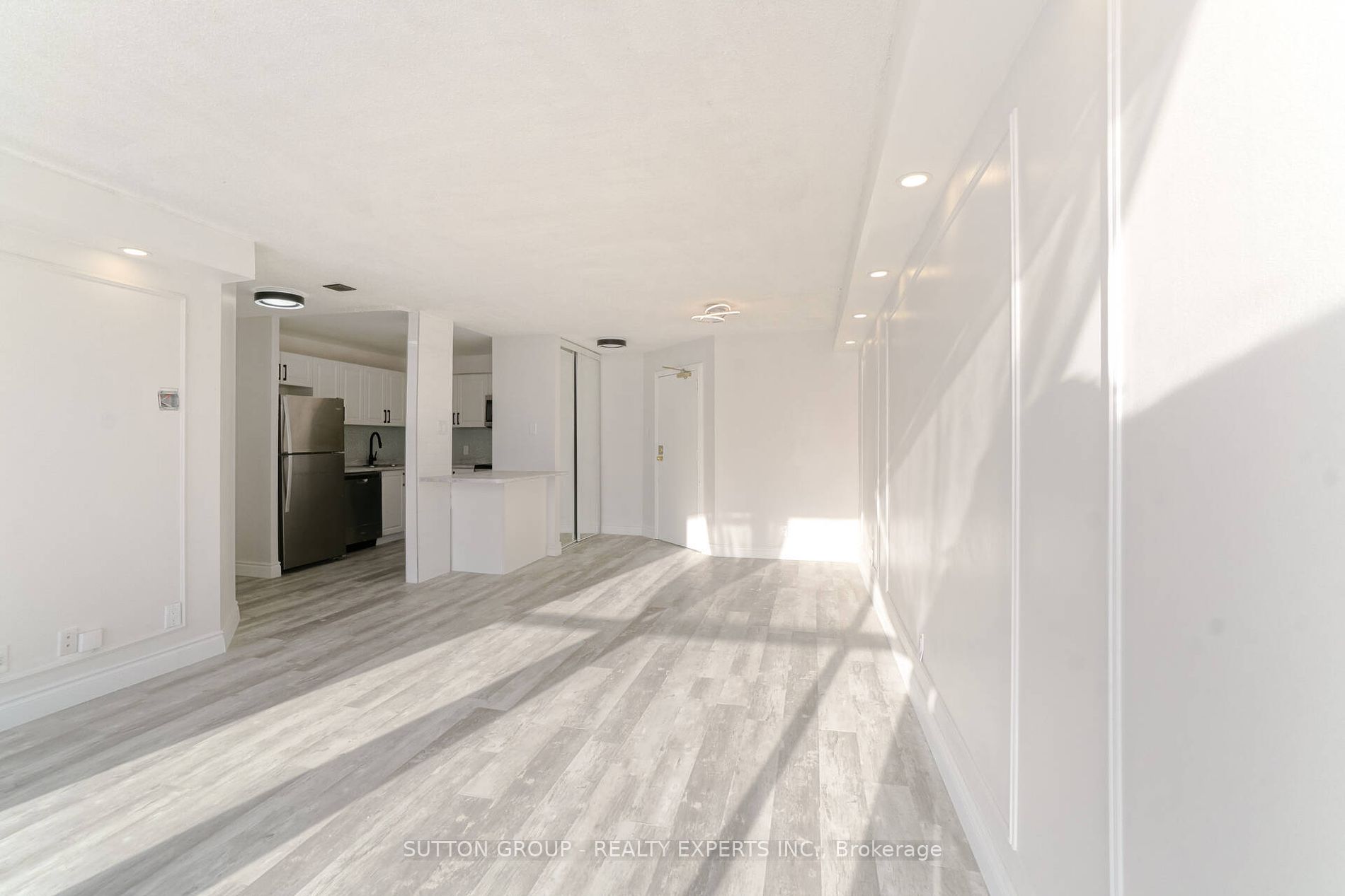 25 Trailwood Drive, #2002