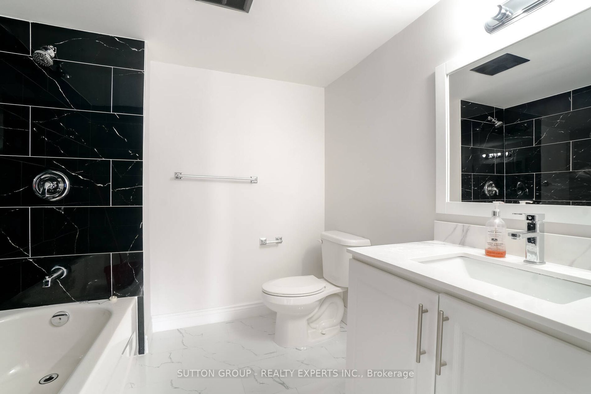 25 Trailwood Drive, #2002