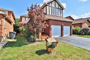 38 Lord Simcoe Dr