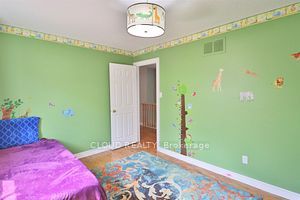 38 Lord Simcoe Dr