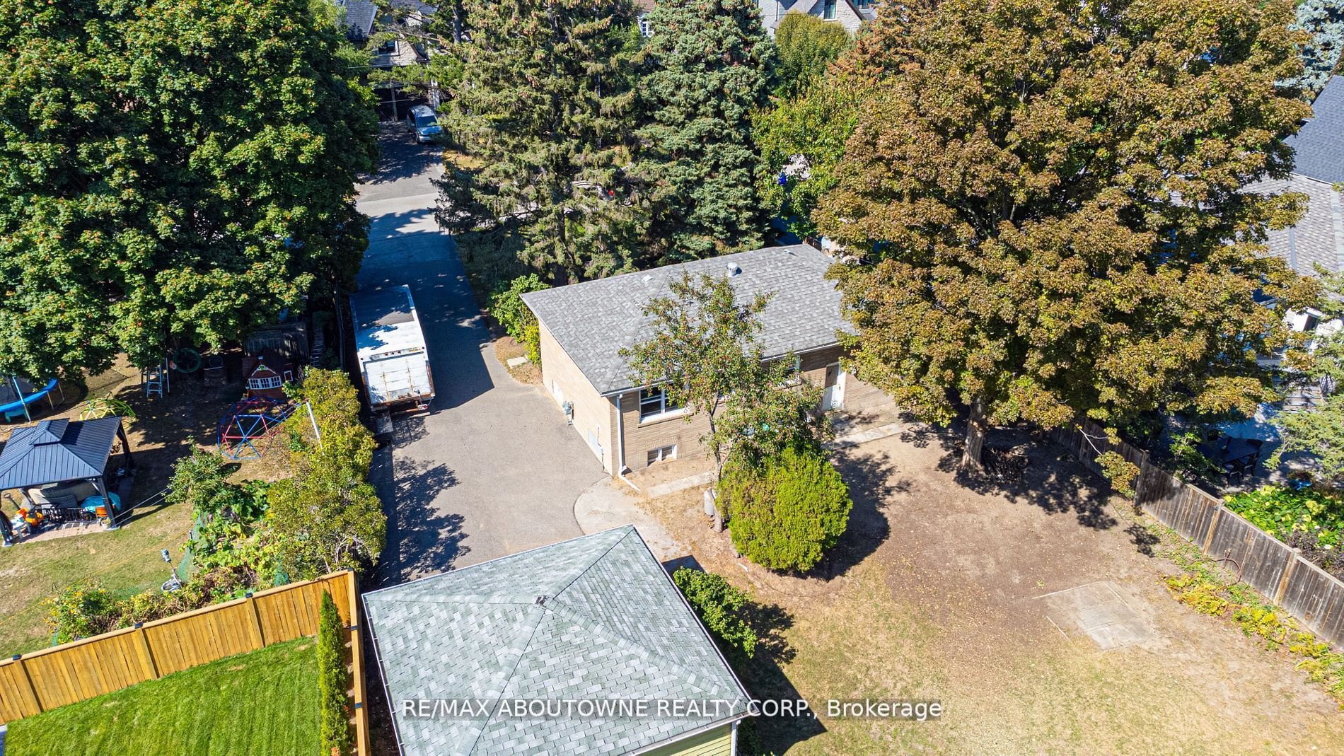 1014 Melvin Ave
