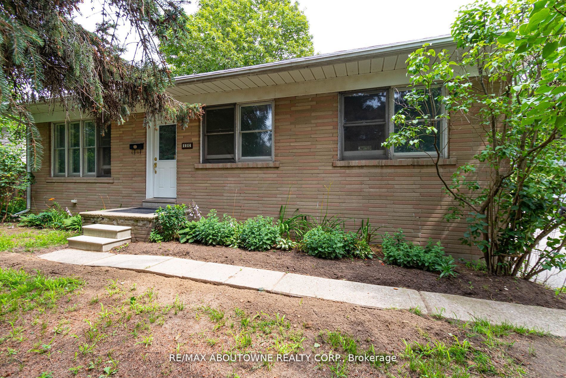 1014 Melvin Ave