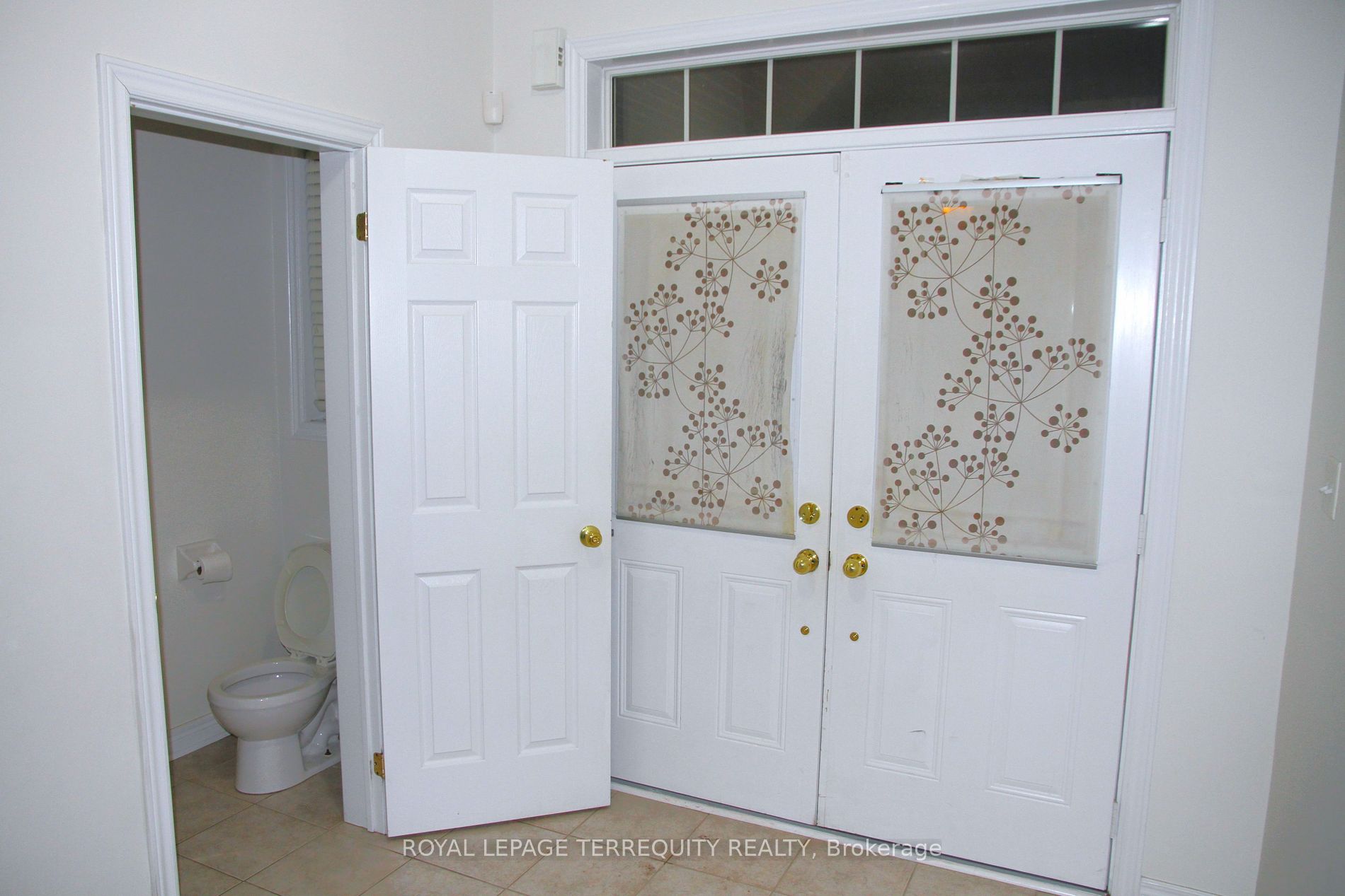 3275 Stalybridge Dr, #39