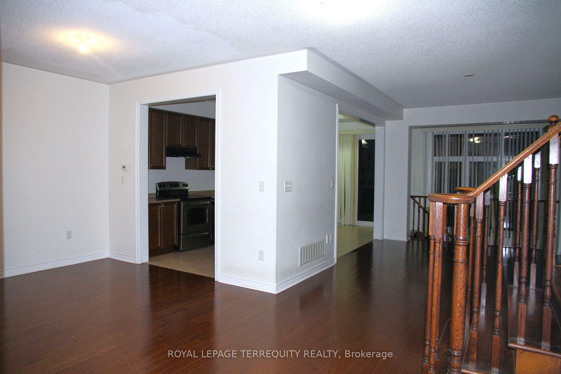 3275 Stalybridge Dr, #39
