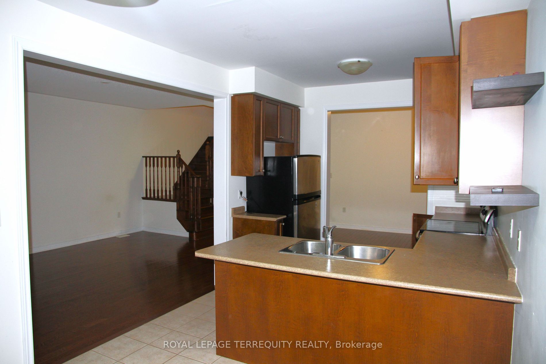 3275 Stalybridge Dr, #39