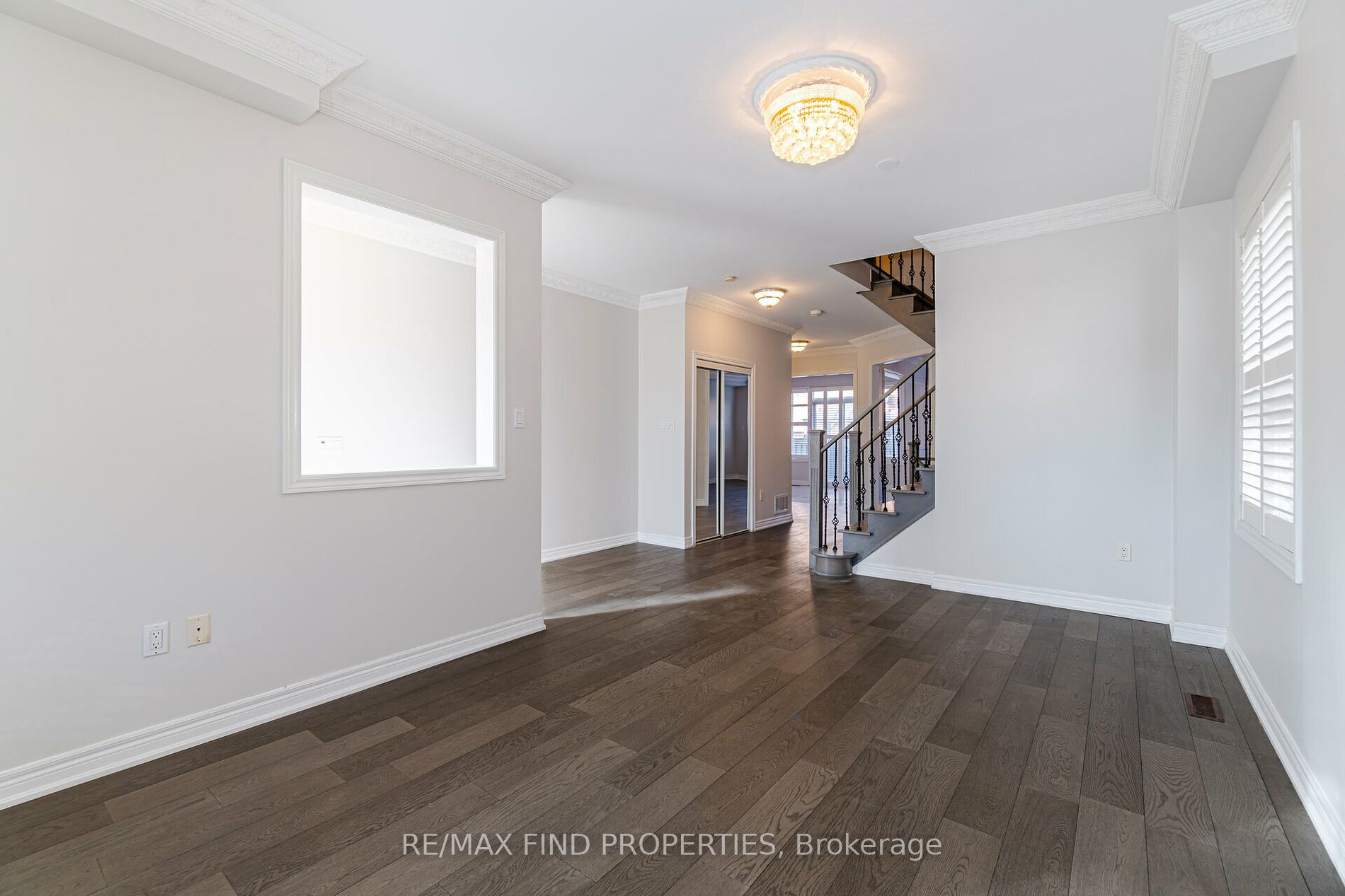 3269 Mcdowell Dr