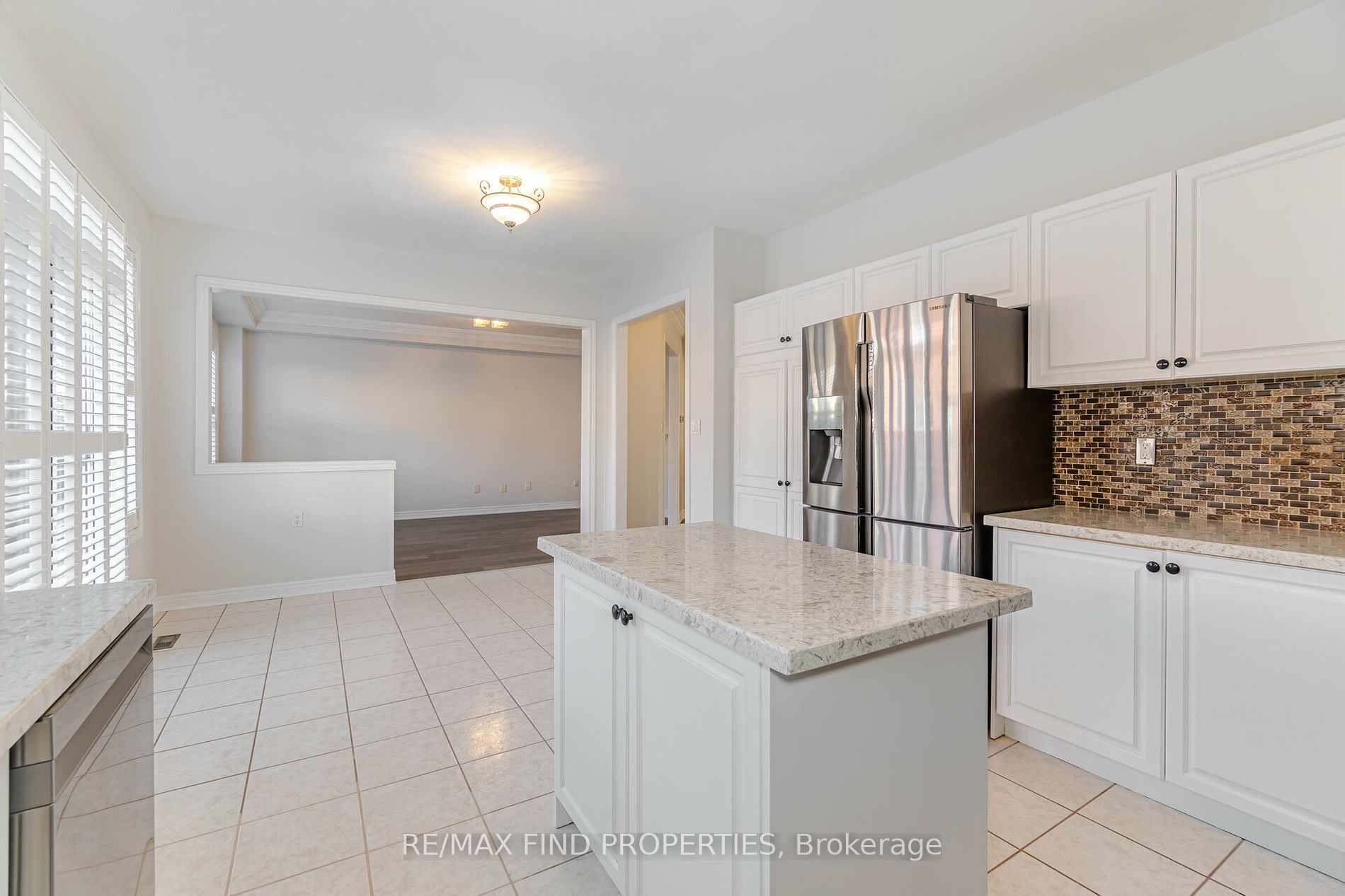 3269 Mcdowell Dr