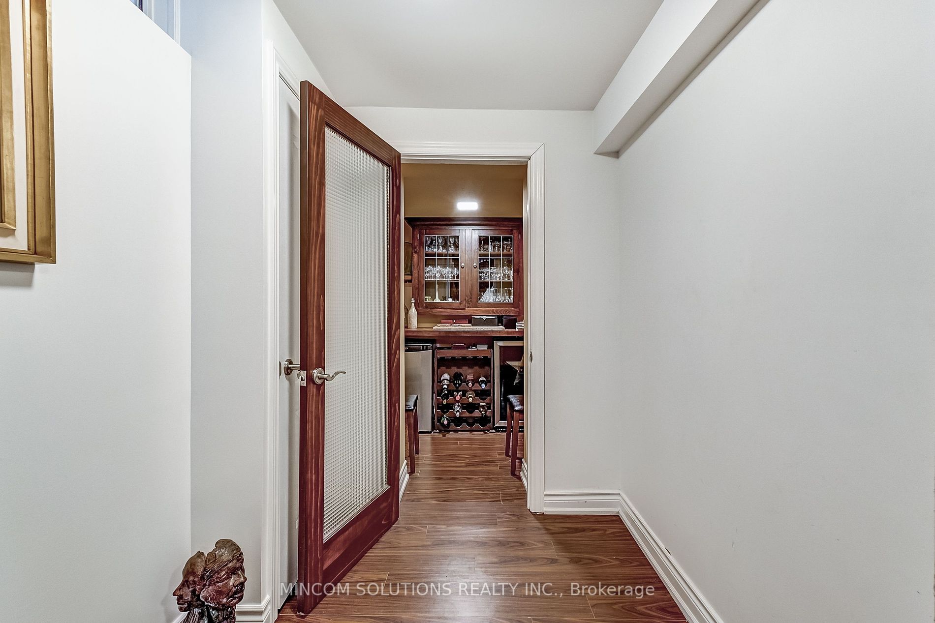 277 Cossack Crt