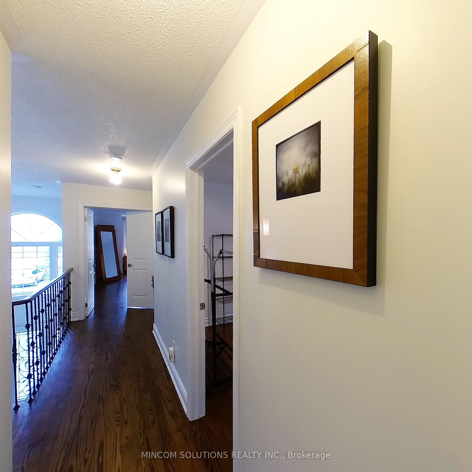 277 Cossack Crt