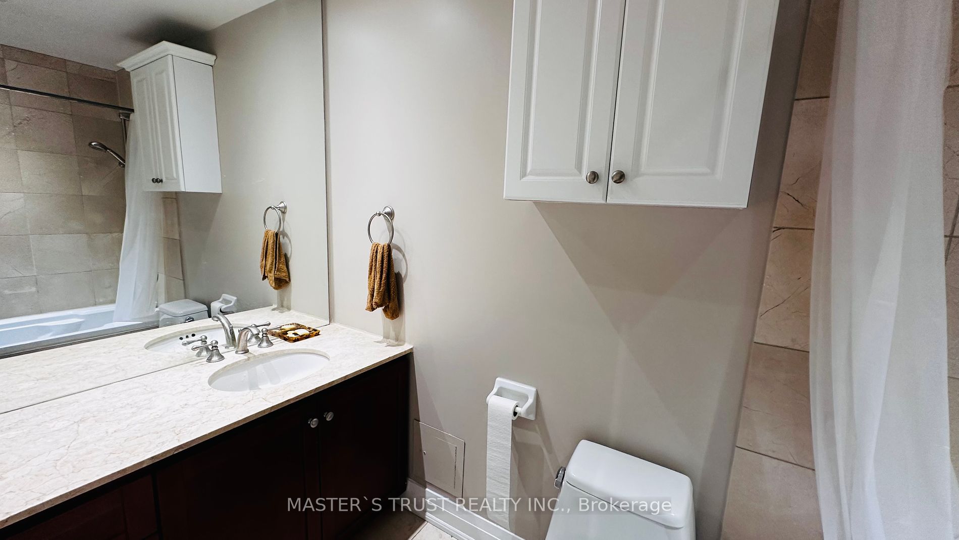 2737 Keele St, #213