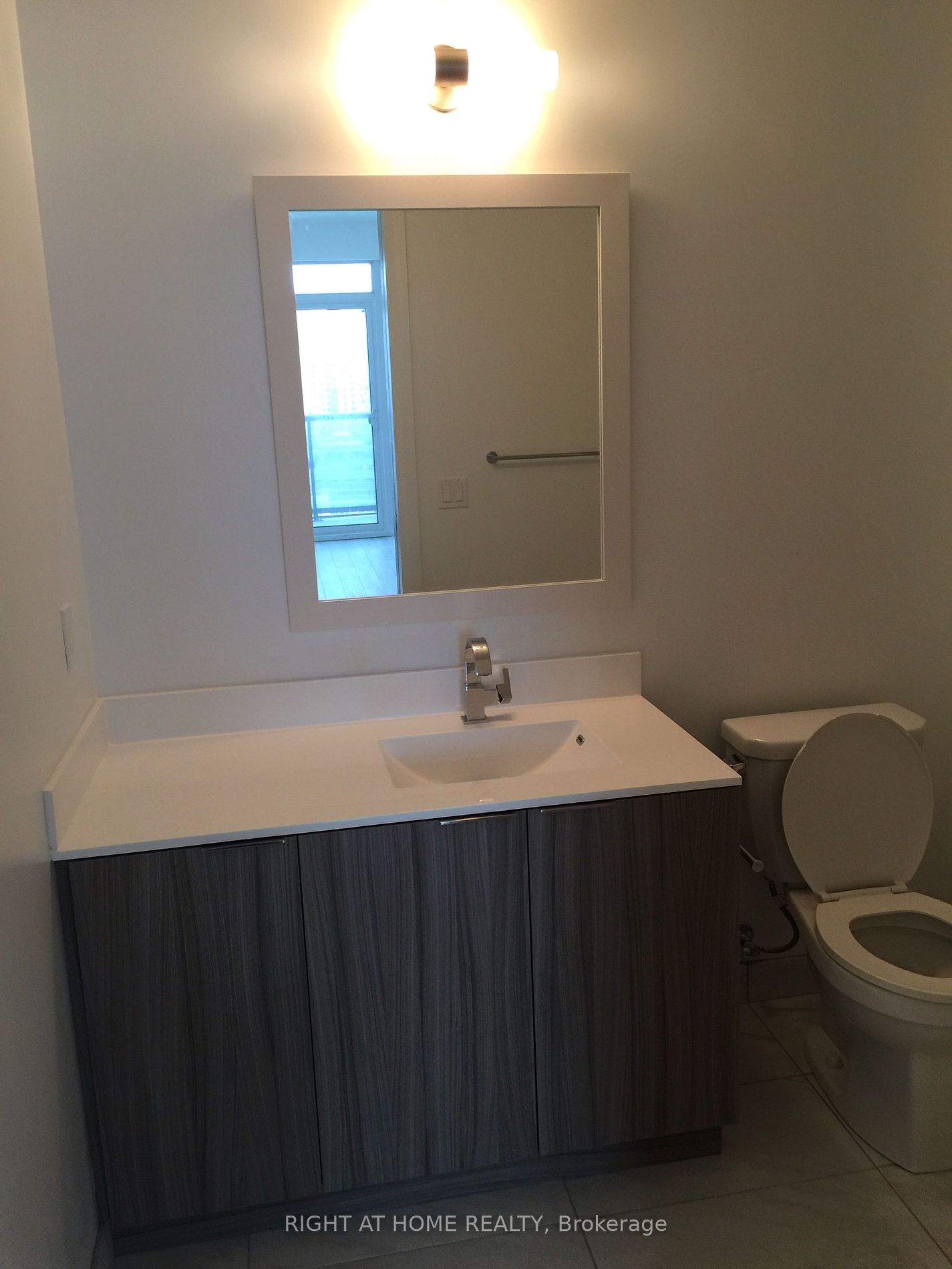 56 ANNIE CRAIG Drive, #1001