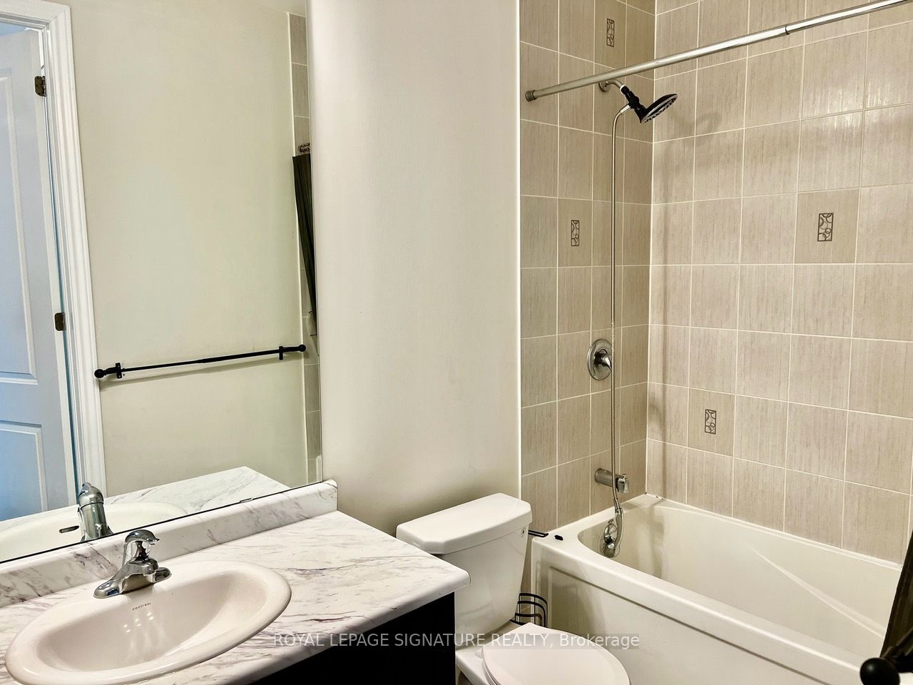150 Oak Park Blvd, #525