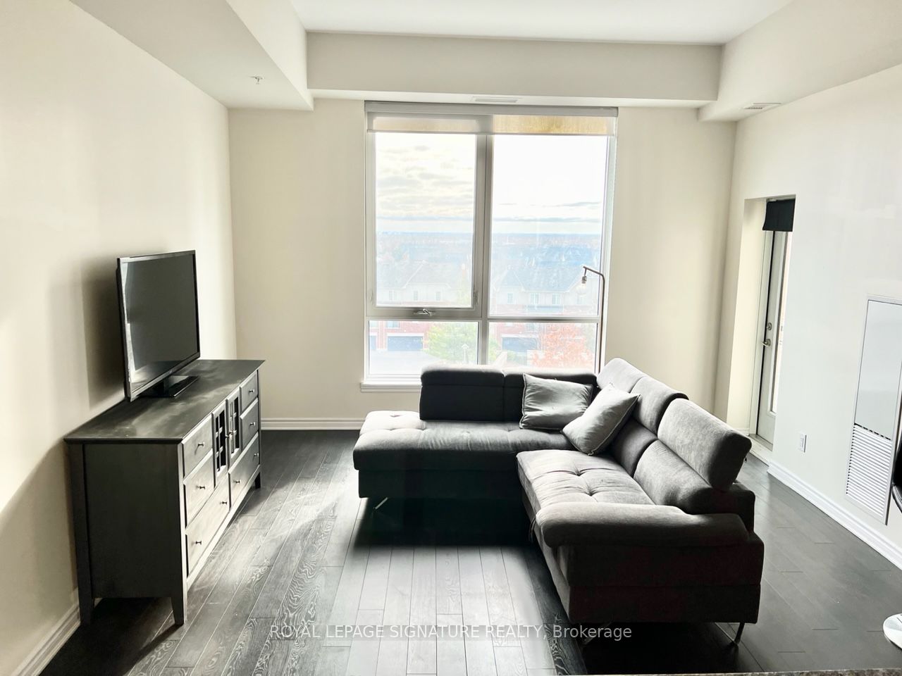 150 Oak Park Blvd, #525