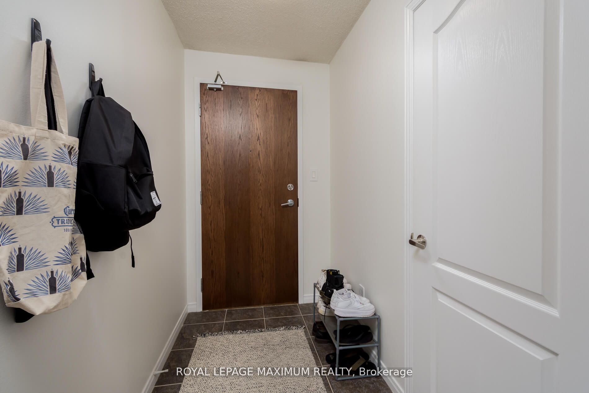 2772 Keele Street, #416