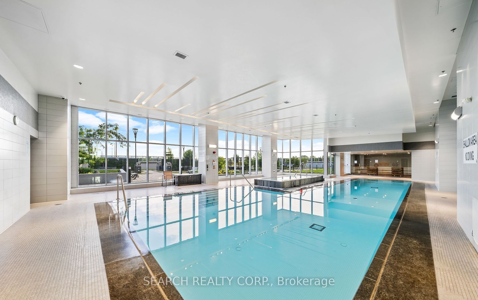 2093 Fairview St, #404