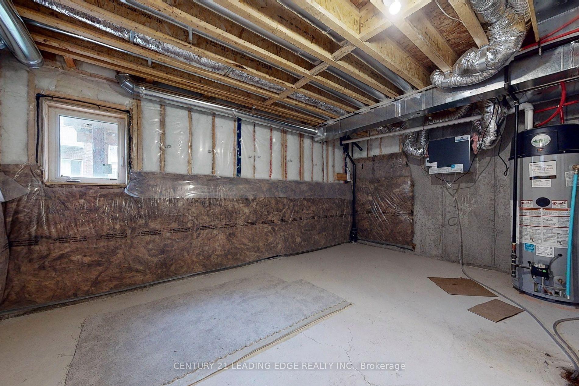 3952 Leonardo St