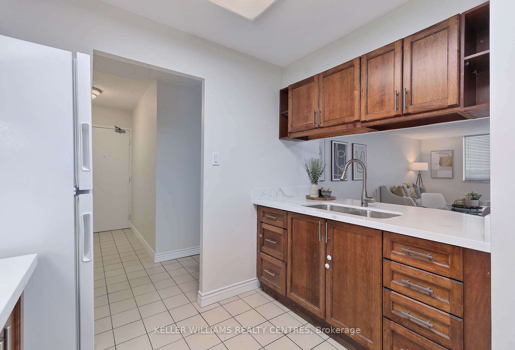 234 Albion Rd, #1411