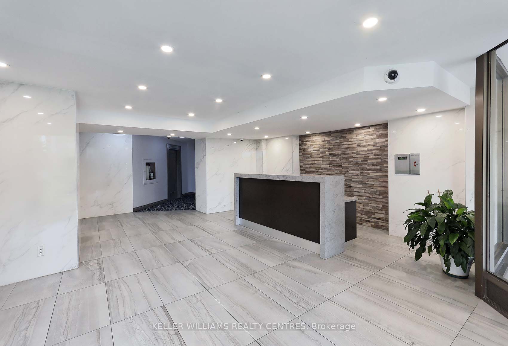 234 Albion Rd, #1411