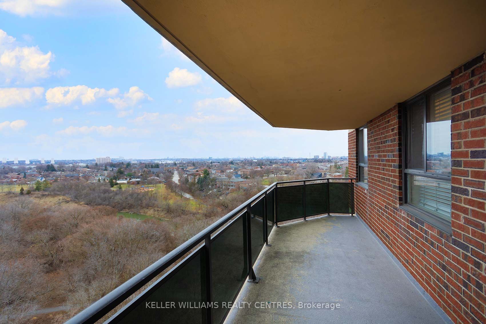 234 Albion Rd, #1411