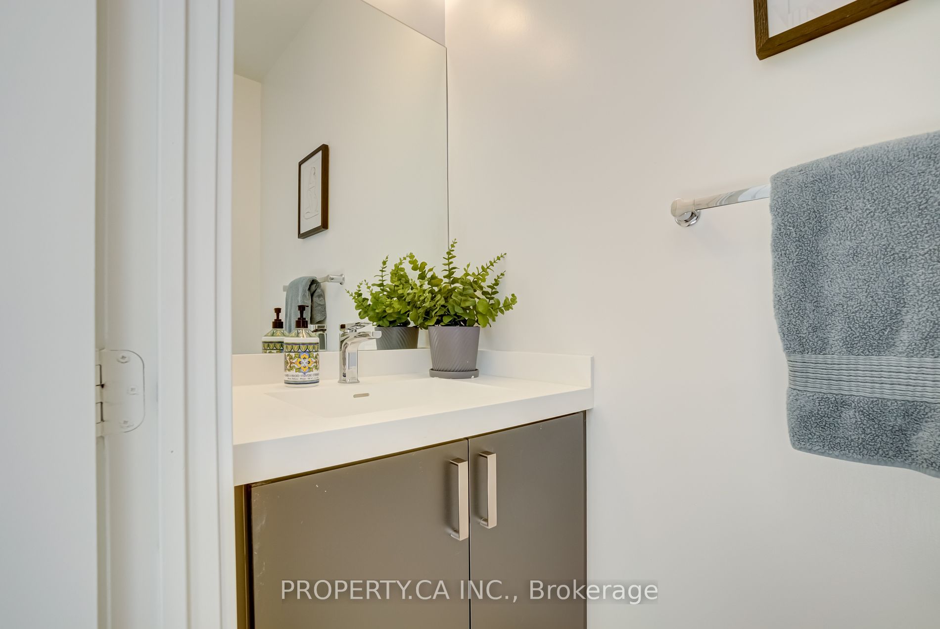 8 Nahani Way, #109