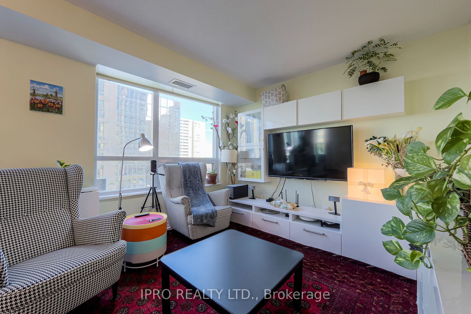 208 Enfield Pl, #901