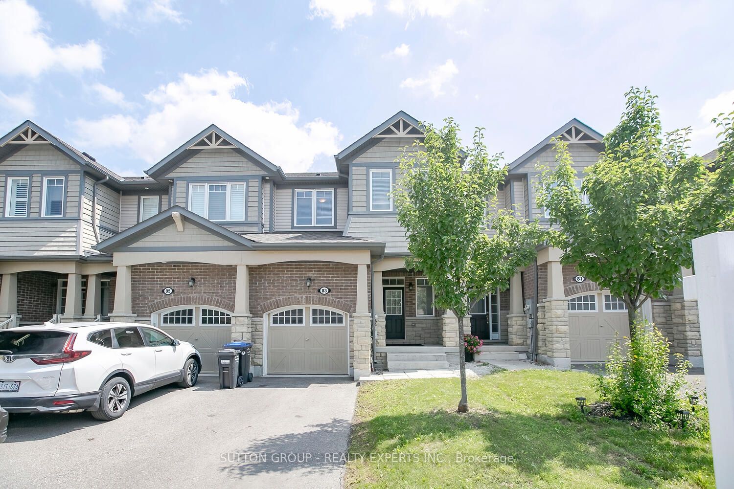 83 Maple Cider St