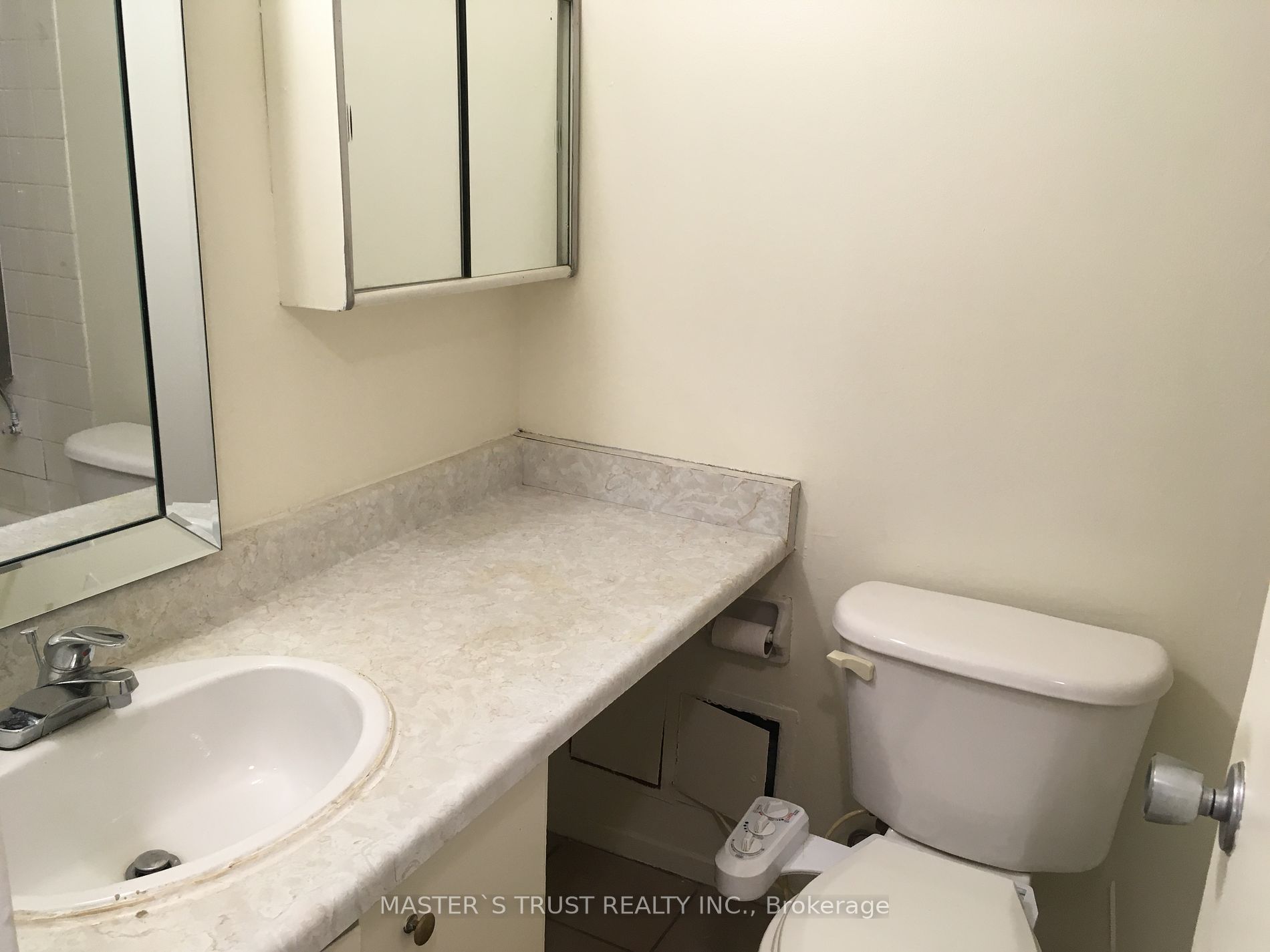 4673 Jane St, #1006