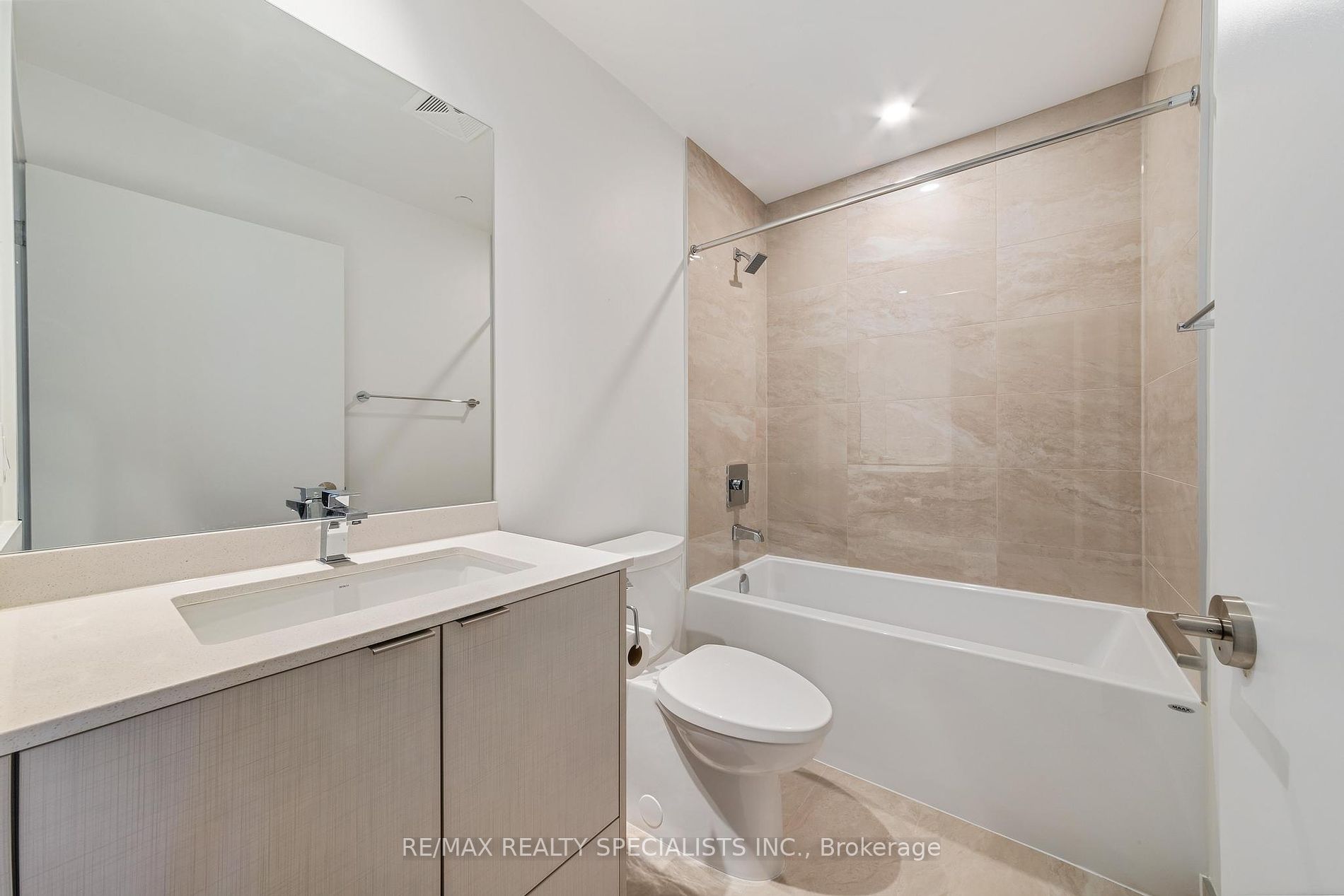 1928 Lake Shore Blvd W, #3711