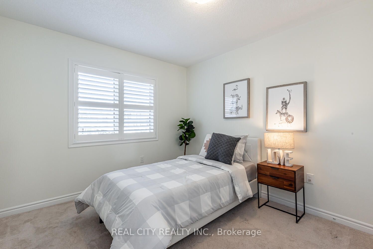 3474 Vernon Powell Dr