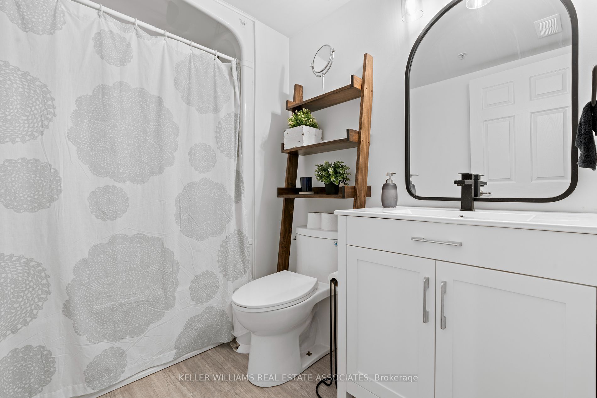 1490 Bishops Gate, #408