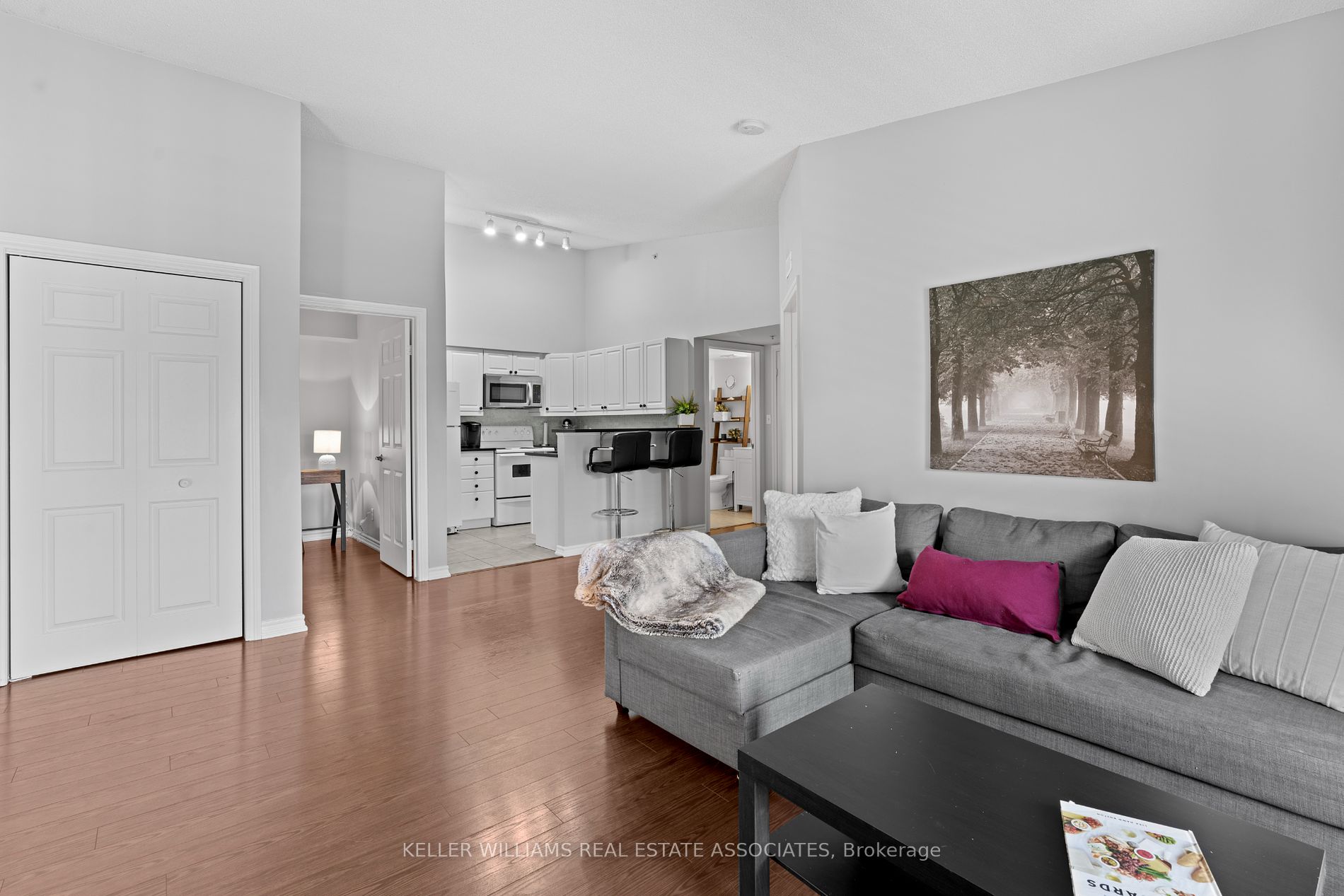 1490 Bishops Gate, #408