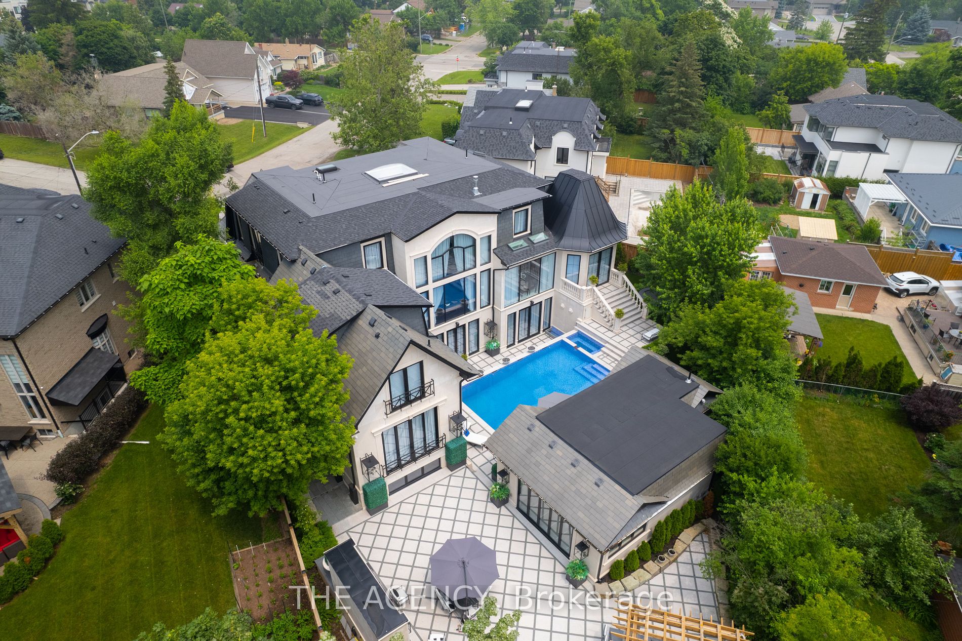 168 Oliver Place