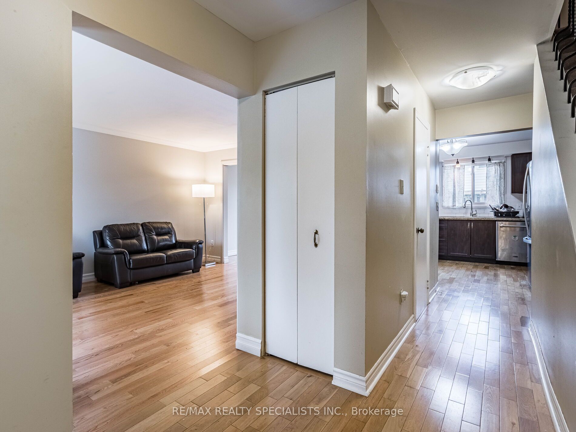 5475 Lakeshore Rd, #10