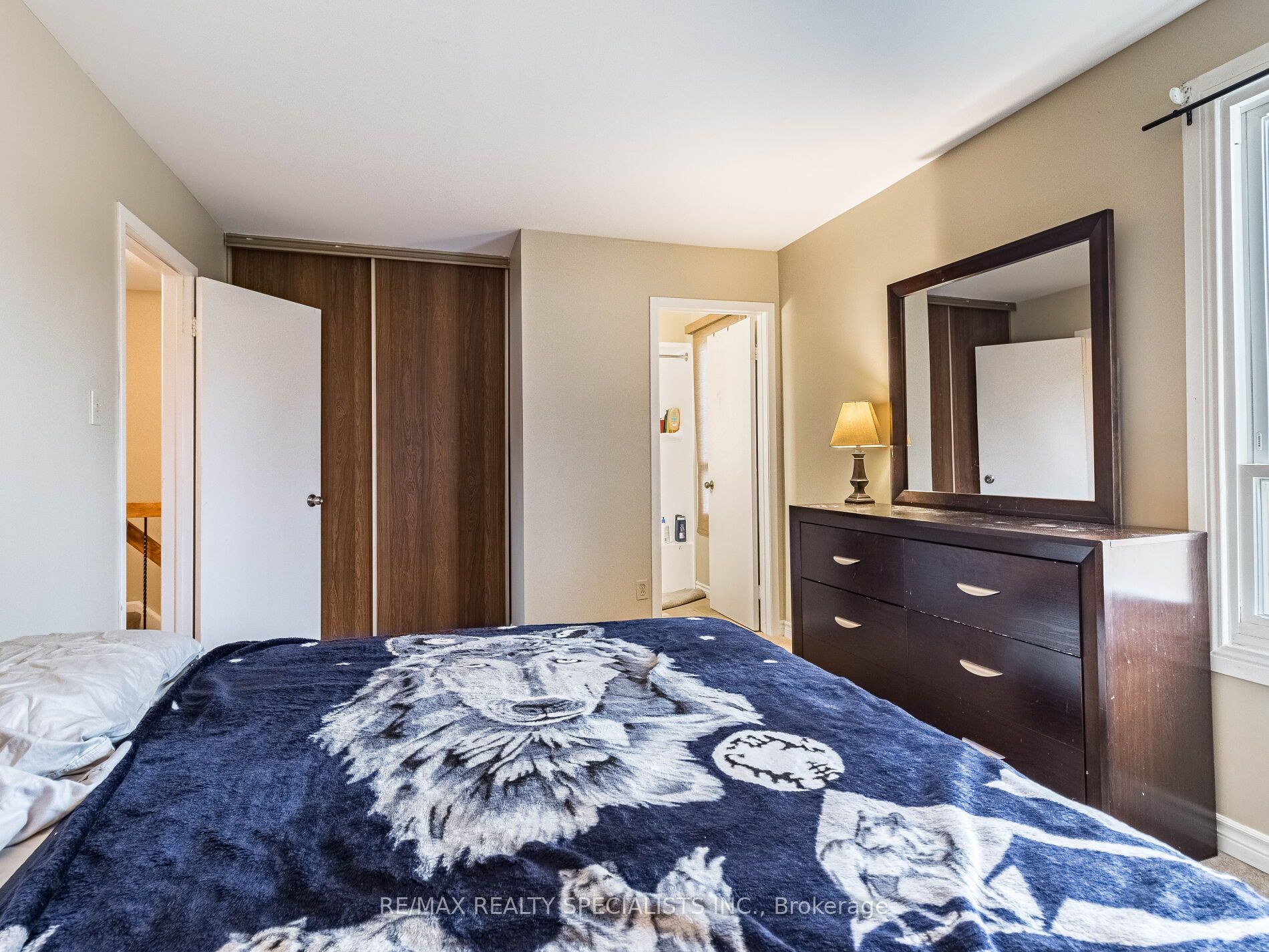 5475 Lakeshore Rd, #10