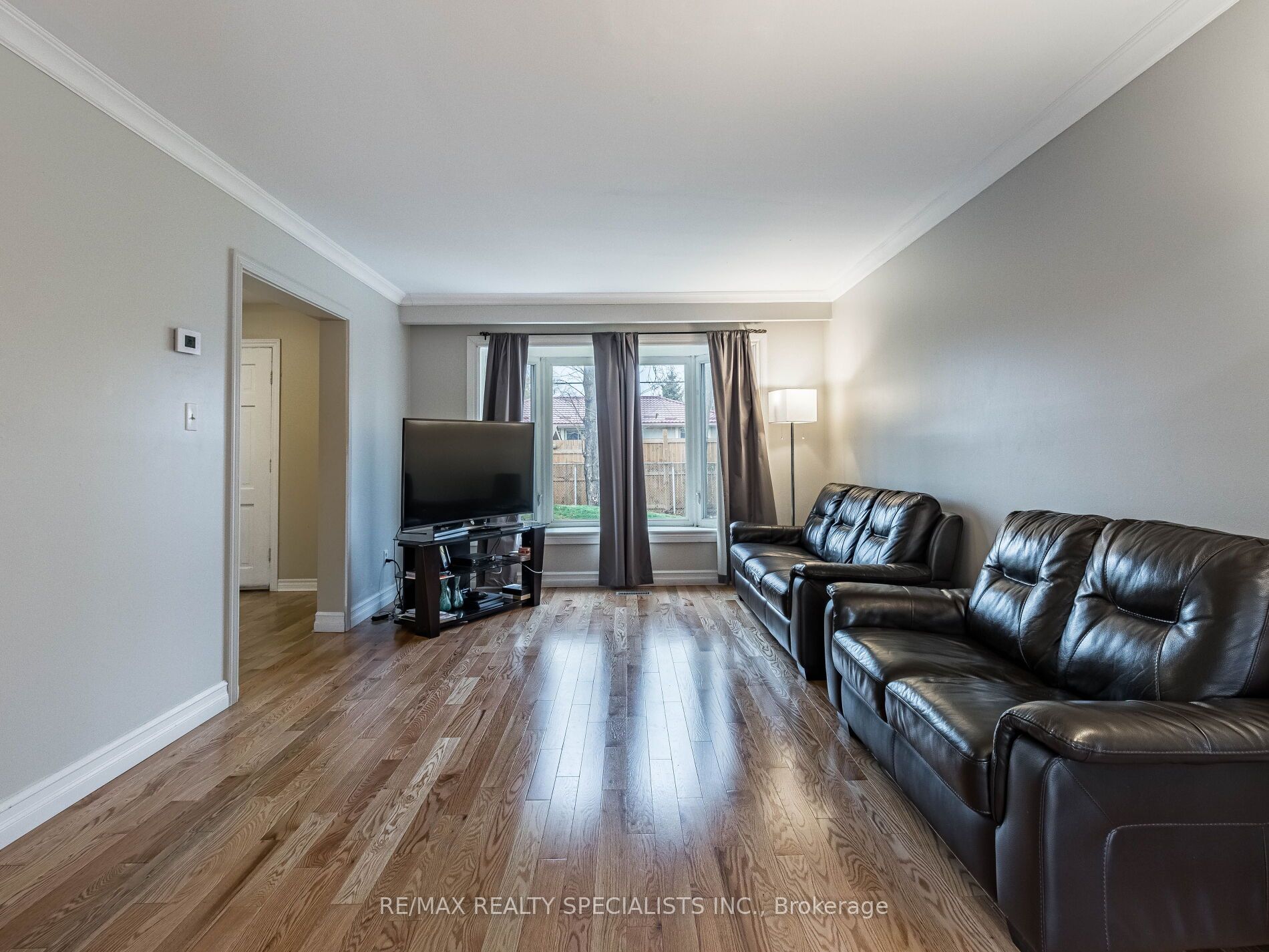 5475 Lakeshore Rd, #10