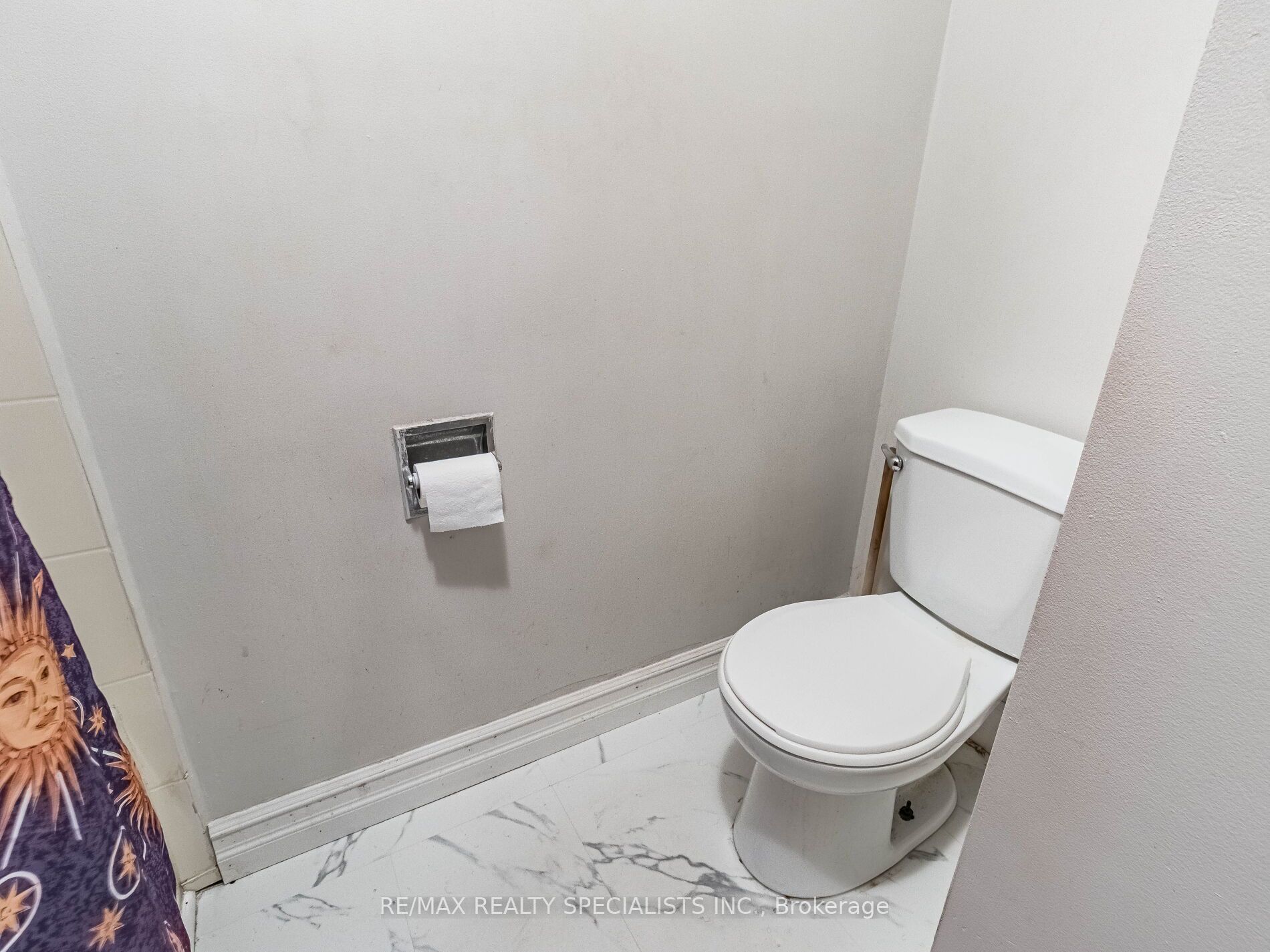 5475 Lakeshore Rd, #10
