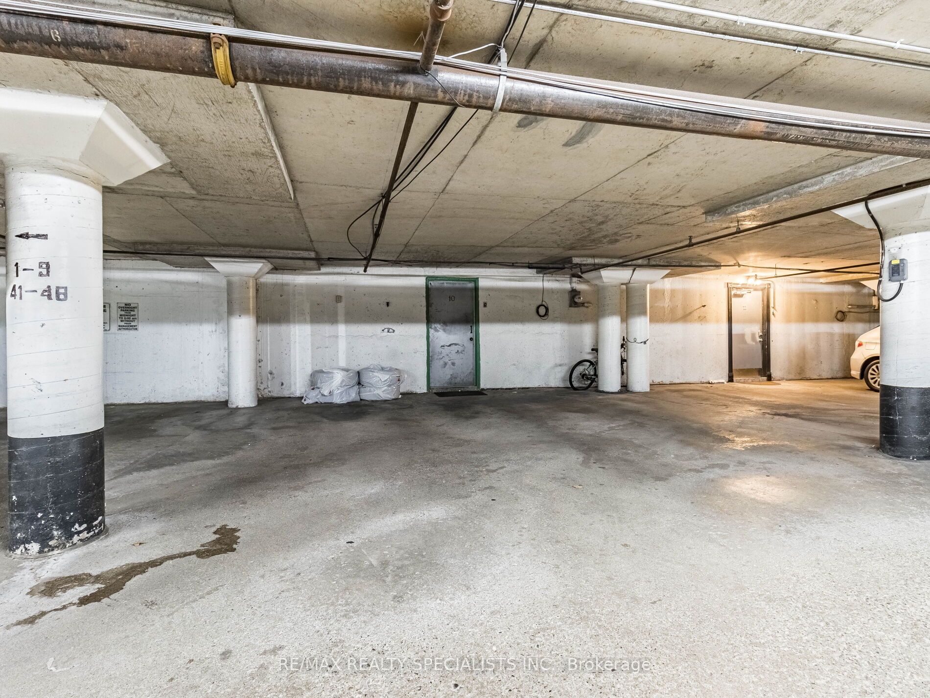 5475 Lakeshore Rd, #10