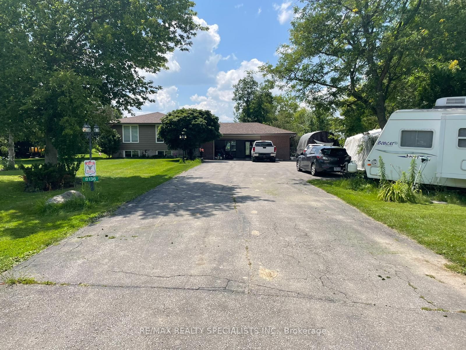 8136 Hornby Road