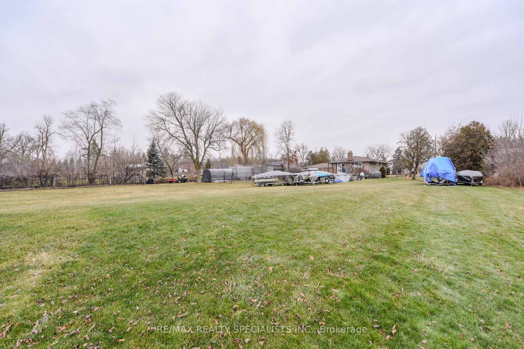 8136 Hornby Road