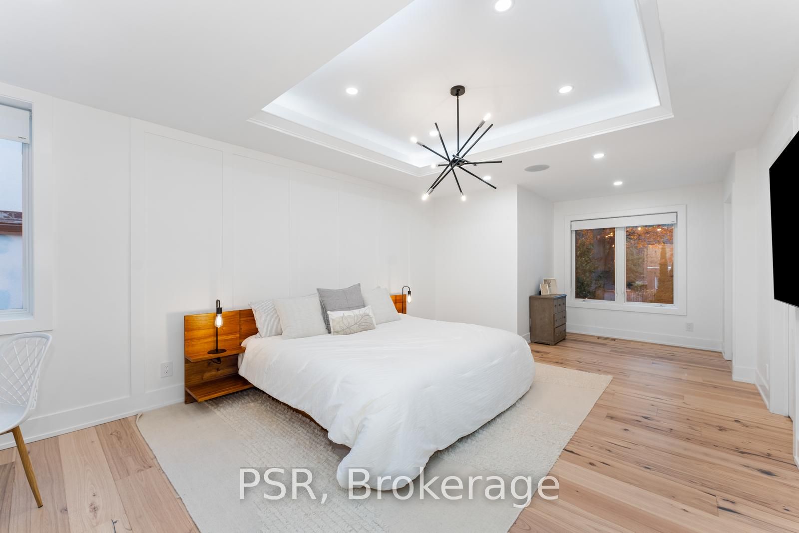 2160 Abbotswood Court